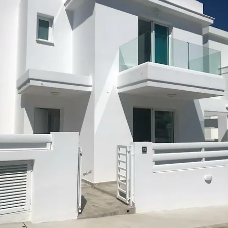Villa Ioli *